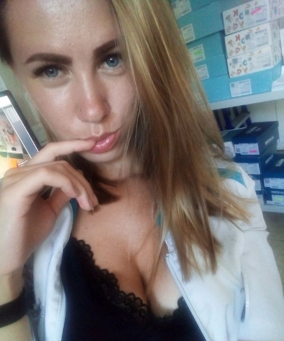 Маша привлекальеная девушка из Мариуполя цена от 3000 руб