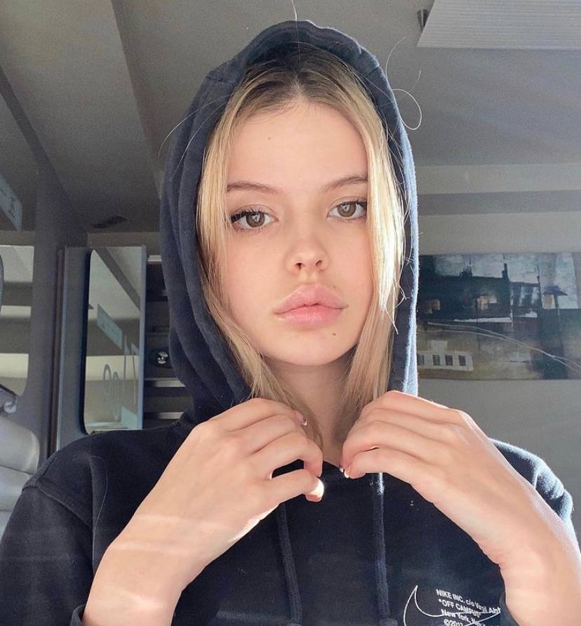 Тамара привлекальеная девушка из Мариуполя цена от 3000 руб