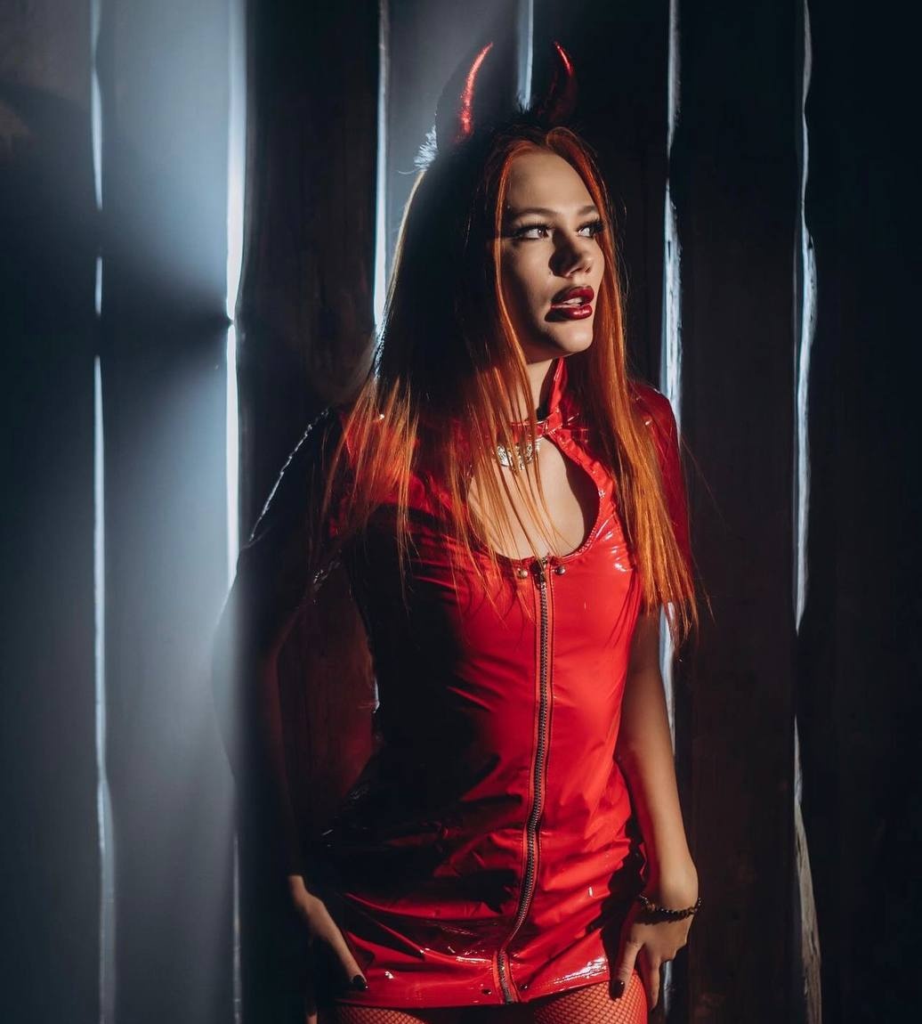 Дамира привлекальеная девушка из Мариуполя цена от 4000 руб